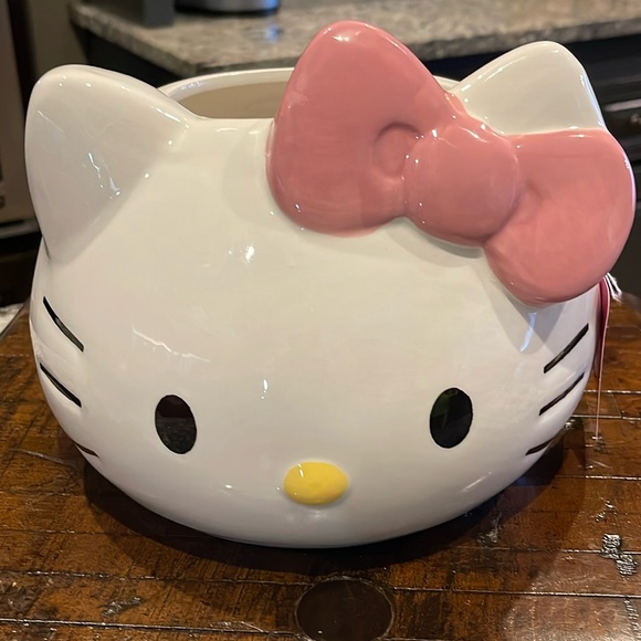 2024 Sanrio Hello Kitty Face Planter with Pink Bow - Picture 1 of 6